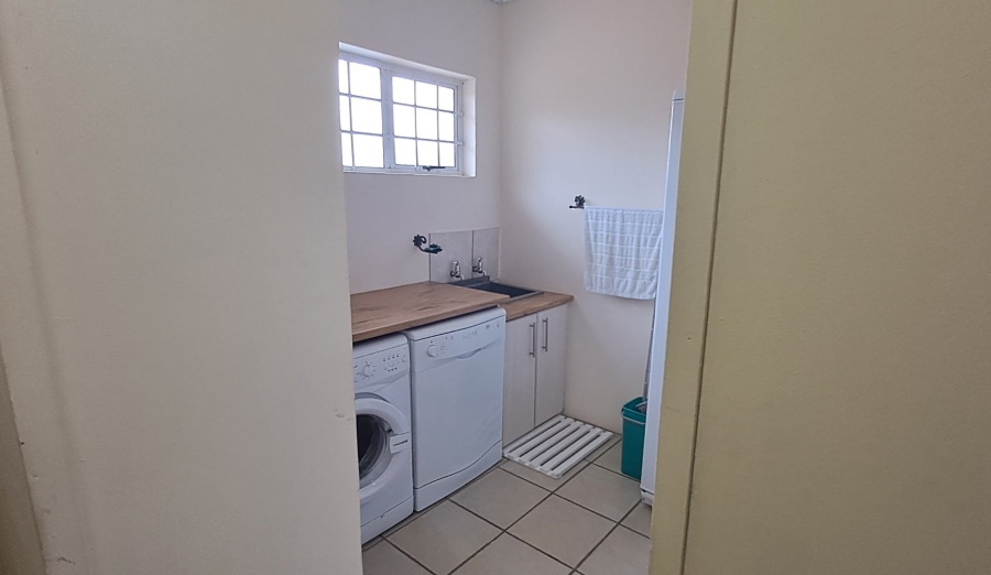  Bedroom Property for Sale in Windsor Park Eastern Cape